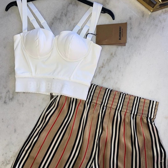 Burberry White Logo Hem Elastane Corset Top in White - Picture 16 of 16